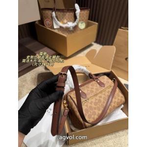 偽物 通販 バッグ特別価格！ 完売在庫確保 美しいCOACH