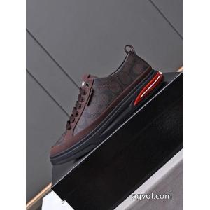 大安売りの 新作 大人気！ 通販 限定セール大人気コーチブランド コピー 着払いスニーカー..