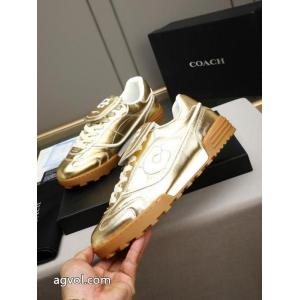 スーパー コピー ブランド 通販最安値新作 大人っぽく仕上げ ファッション感満載！COACHスニーカー..