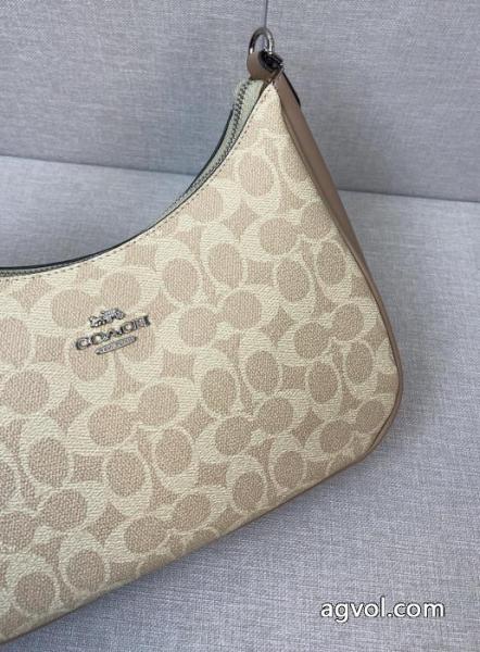     バッグ偽物 ブランド ショップ冬に向けて気になる 軽くて使いやすい SALE品追加COACH. 5 