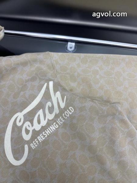 人気限定品 この冬は注目新作 大絶賛COACH偽物 ブランドパーカー. 5