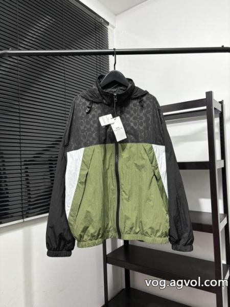 上質   コスパ最高のプライス 欧米韓流COACH    ジャケット激安 通販 専門店. 0 