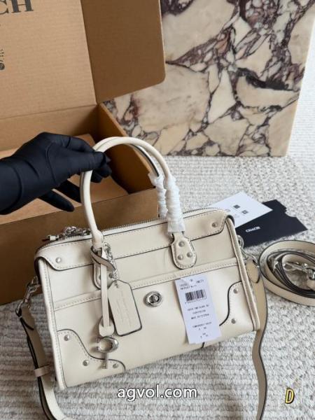 バッグCOACHコピー 商品 通販追跡有+激安 限定セール新作登場 新色登場 3